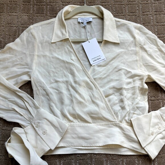 & Other Stories Collared Wrap Cropped Top Women's EU 36 White Belted NWT *Flaw* - Picture 3 of 9